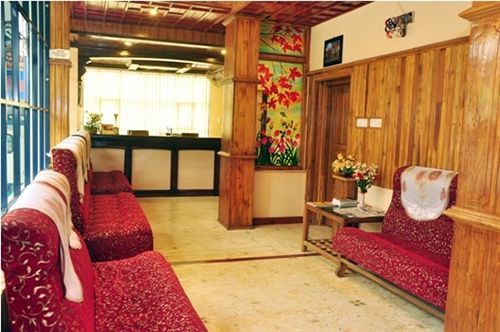 Fabexpress Luminos Dwelling Ikka Nagar Hotel Munnar Exterior photo